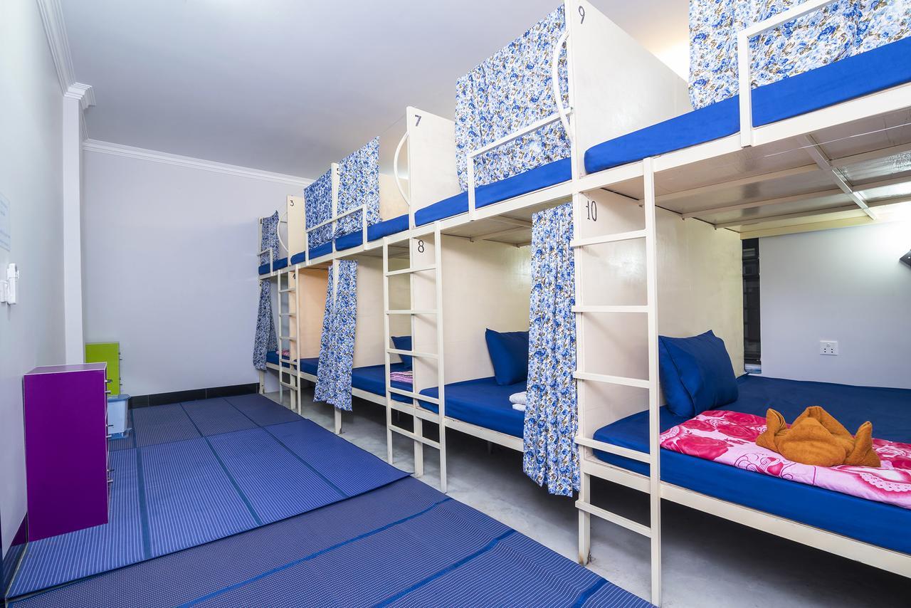 Agogo Hostel Siem Reap Esterno foto